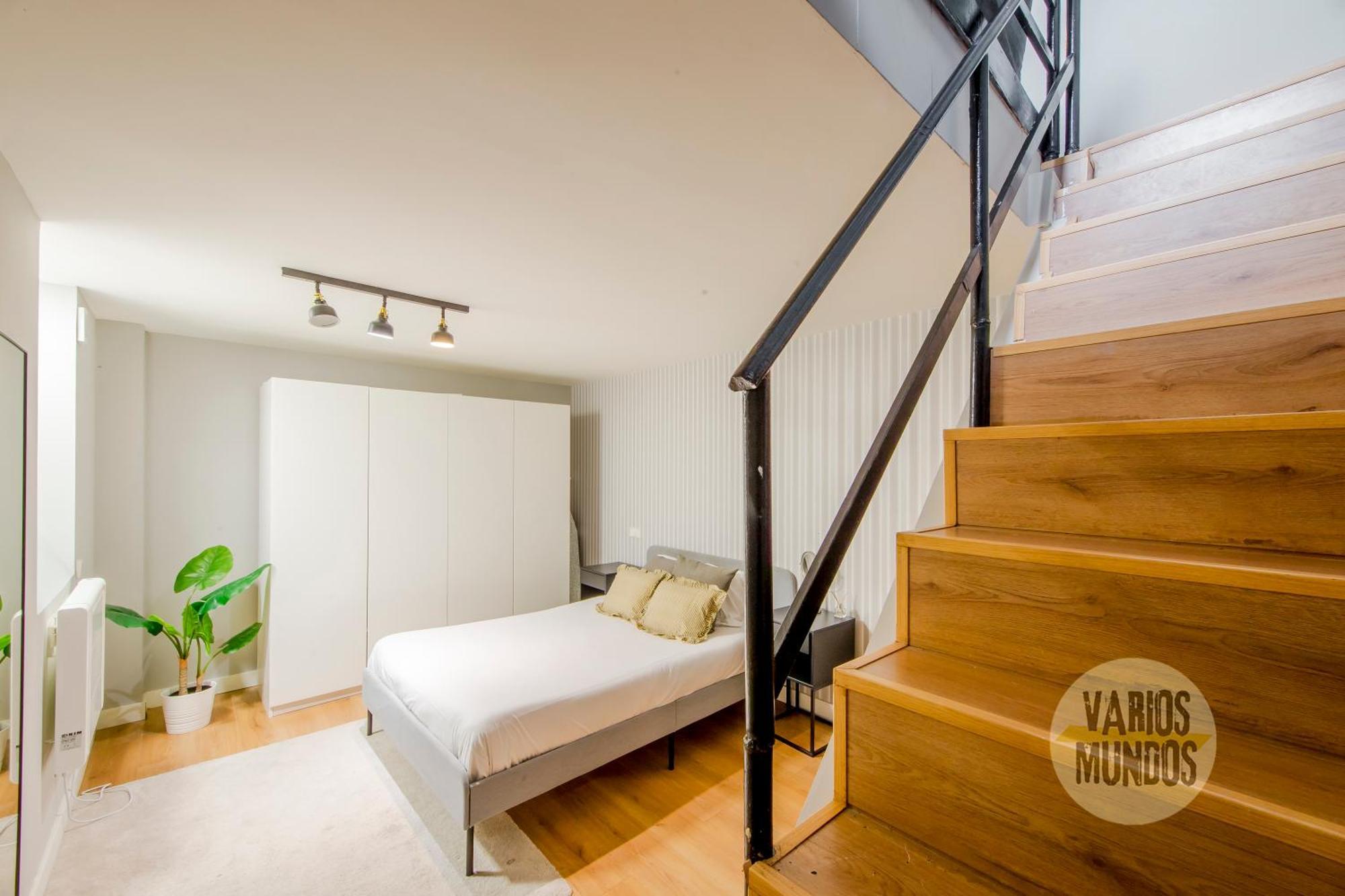 Modern Apt & Cool Interior Design A 20 Metros Del Retiro E1 マドリード エクステリア 写真